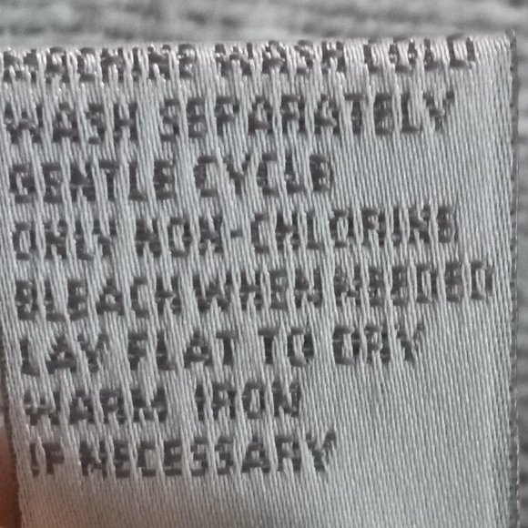 Dress Barn Elegant Stretch Velveteen Floral Pattern Long Sleeved Blouse Top Sz L - Picture 11 of 11